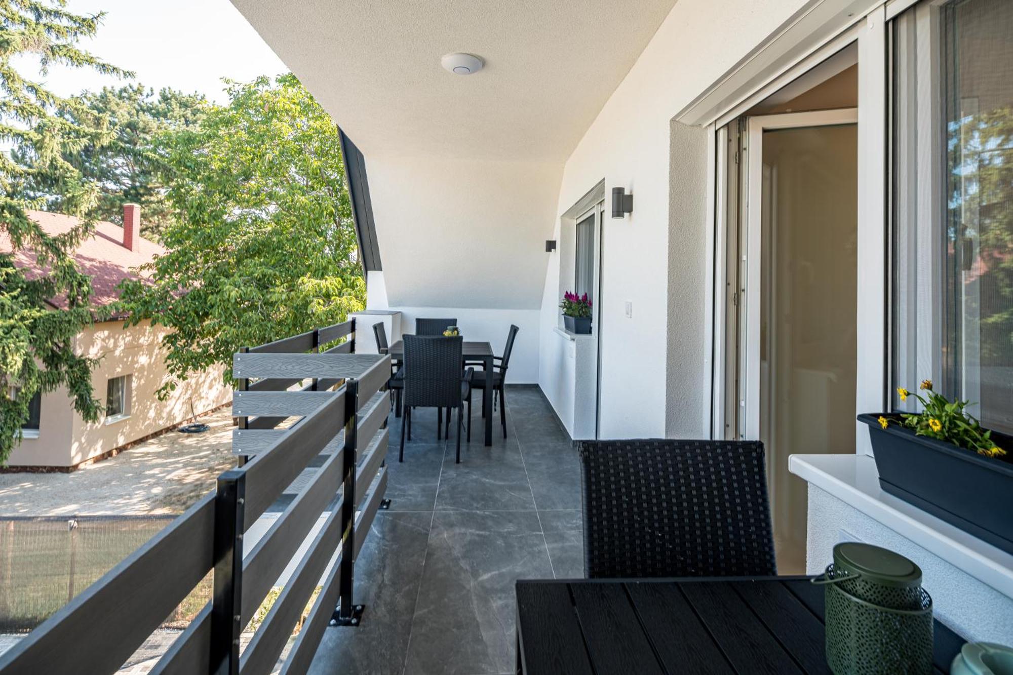 Balatonic Lime Apartmanhaz Σίοφοκ Εξωτερικό φωτογραφία